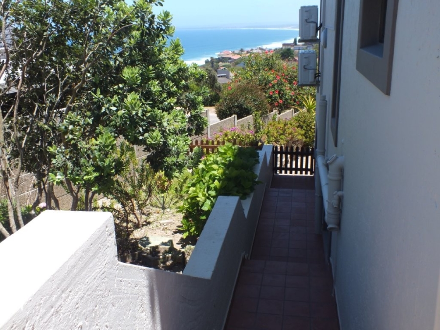 4 Bedroom Property for Sale in Dana Bay Western Cape